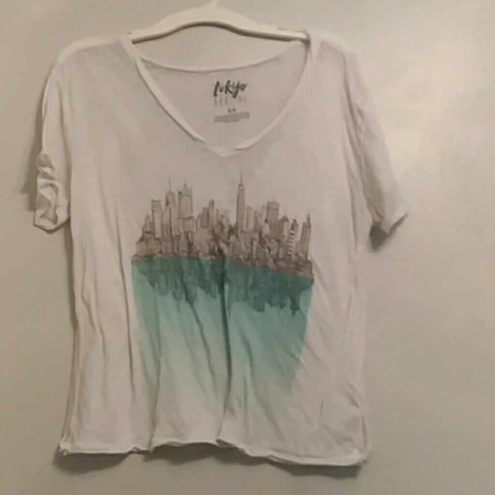 White shirt with city and reflection